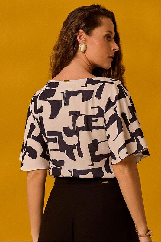 BF8F57C67252A2159A5F9F8B83B0C1BA4566D245D728ABF5C258566F90A4F181